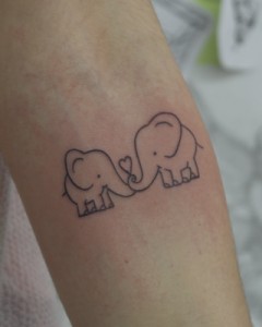 Tatuaje_elefantes_trompa