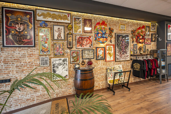 Pared entrada de En su tinta -Estudio-