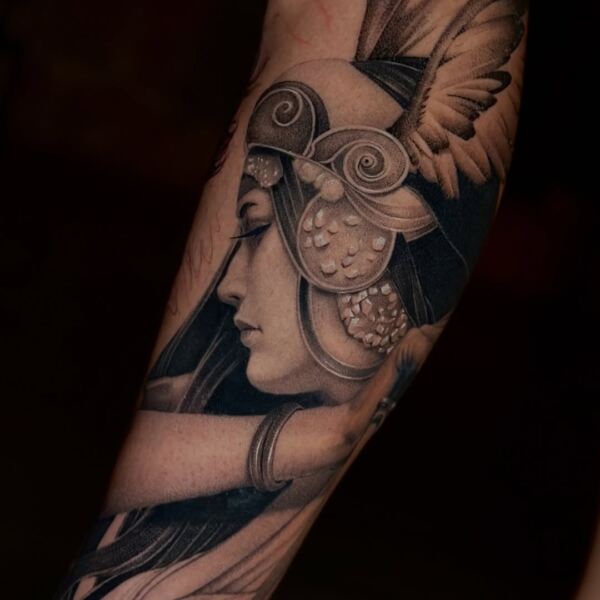 Diosa realismo dotwork